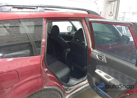 2009 Subaru Forester 2.5X из США, поврежденный, VIN JF2SH63659H723122
